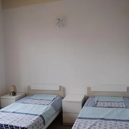 Les 2 Oliviers Apartment